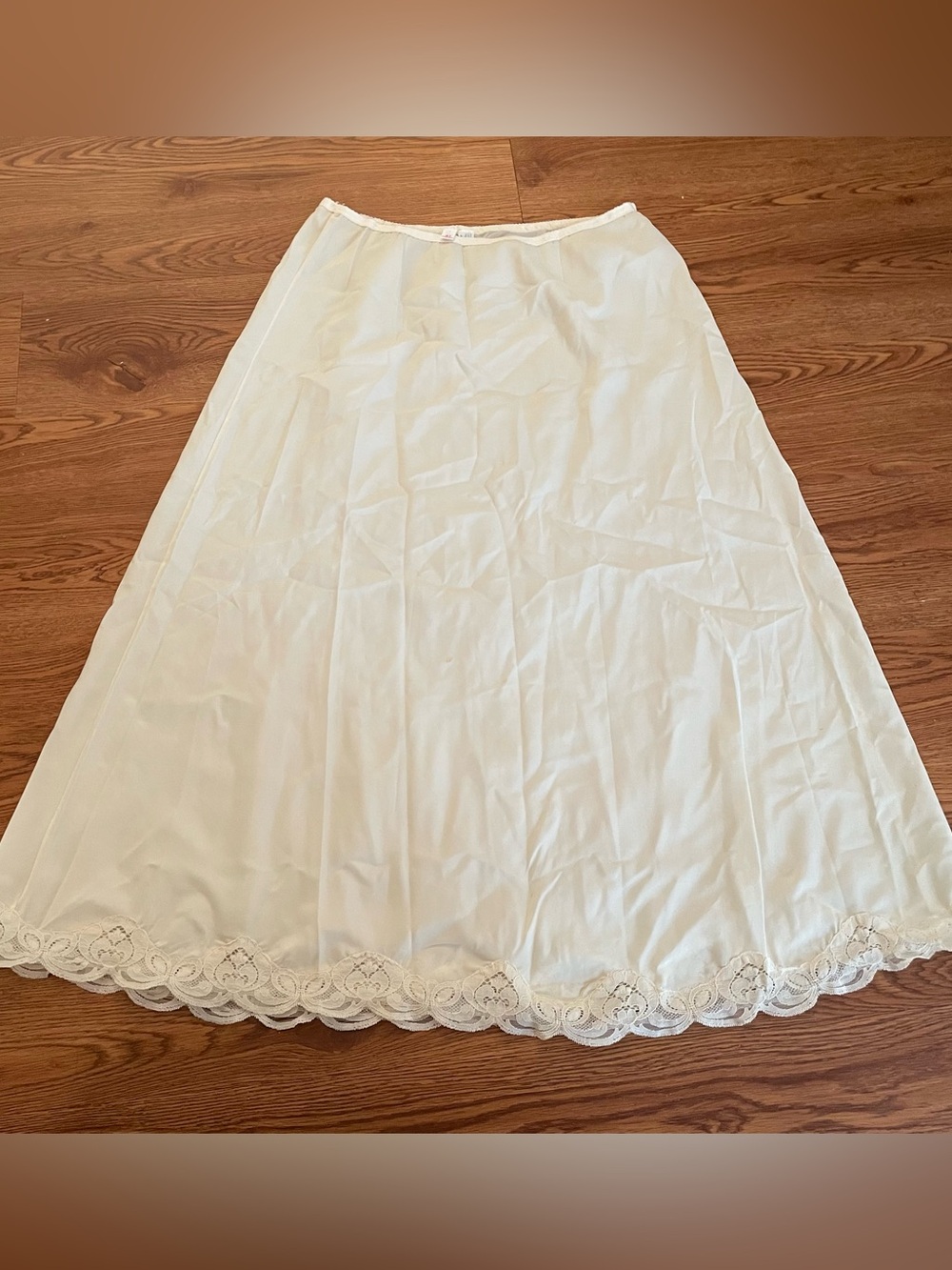Vintage Lady Lynne Half Slip Size M Ivory